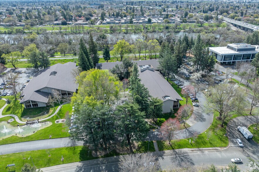 More Photos Of 3600 American River Dr, Sacramento Office For Lease