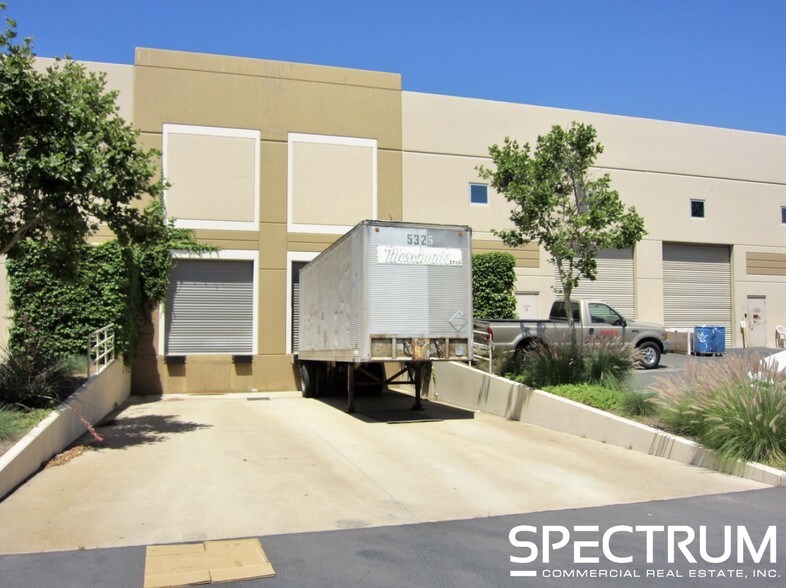 More Photos Of 28294-28310 Constellation Rd, Valencia Light Distribution For Sale