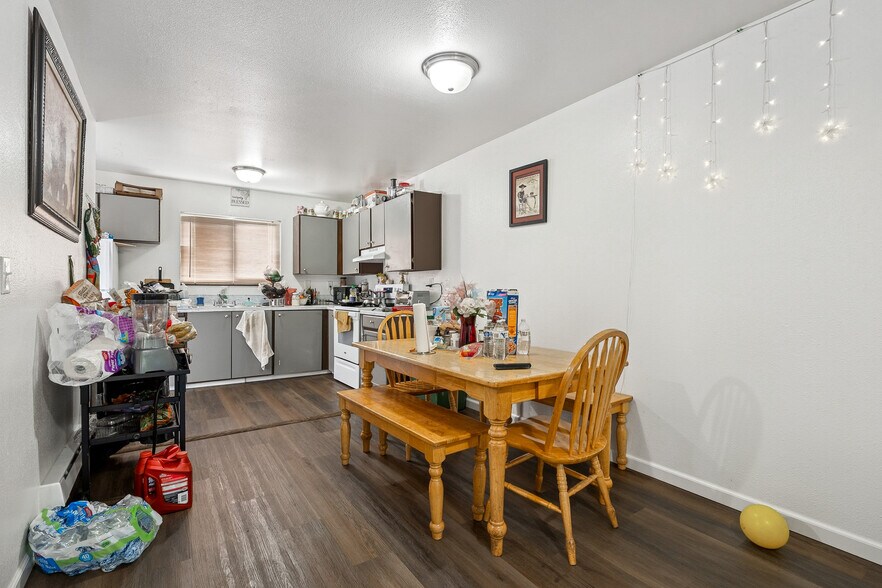 More Photos Of 1208-1316 S 27th St, Tacoma Apartments For Sale