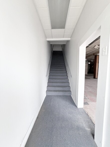 More Photos Of 5501 E Washington St, Indianapolis Storefront Retail Office For Sale