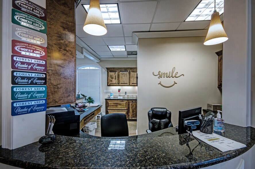 More Photos Of 1237 Highway 35, Forest Medical For Sale