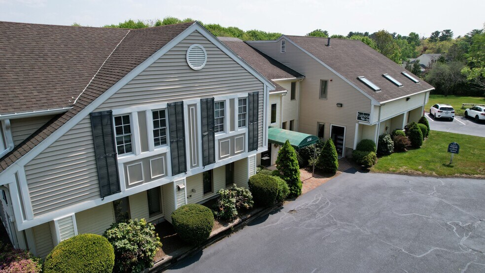 More Photos Of 306 Washington St, Norwell Medical For Sale