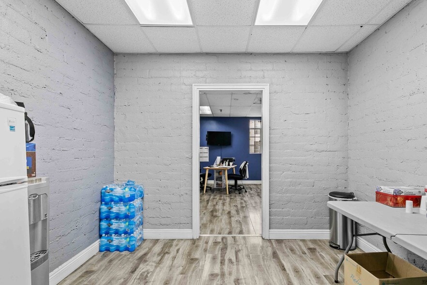 More Photos Of 3255 Saco St, Vernon Warehouse For Lease