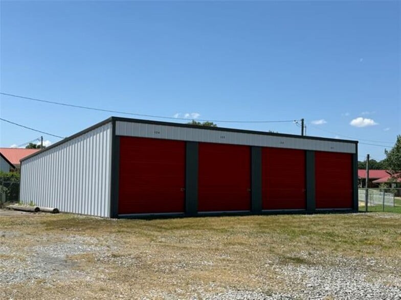 More Photos Of 500 1st St, Clayton Self Storage For Sale
