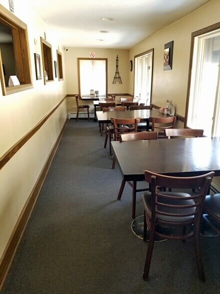 More Photos Of 6418 Chambersburg Rd, Fayetteville Restaurant For Sale