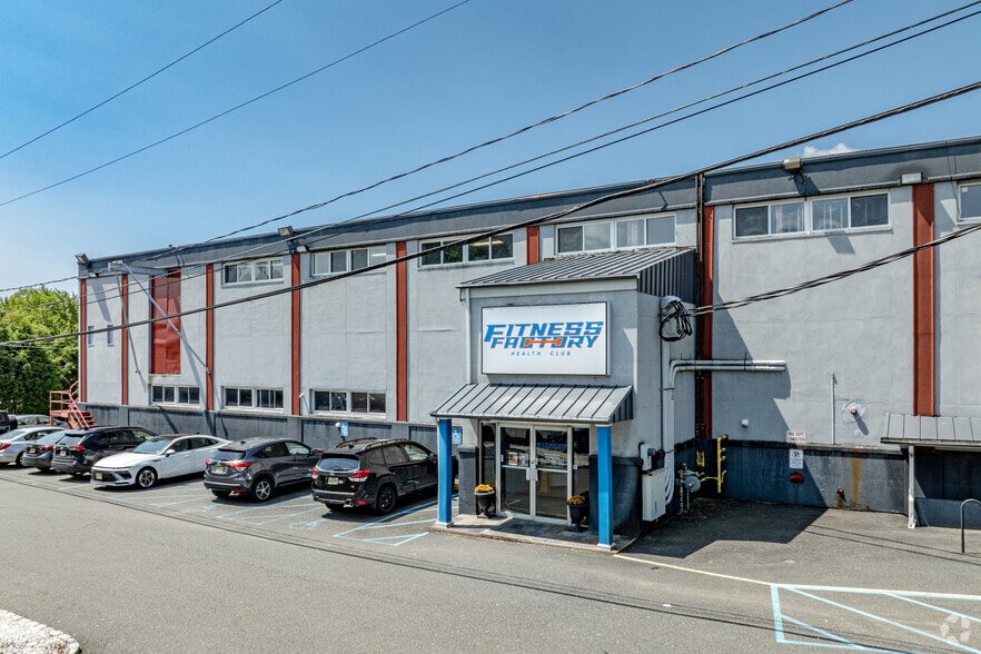 More Photos Of 350 Route 46, Rockaway Storefront For Lease