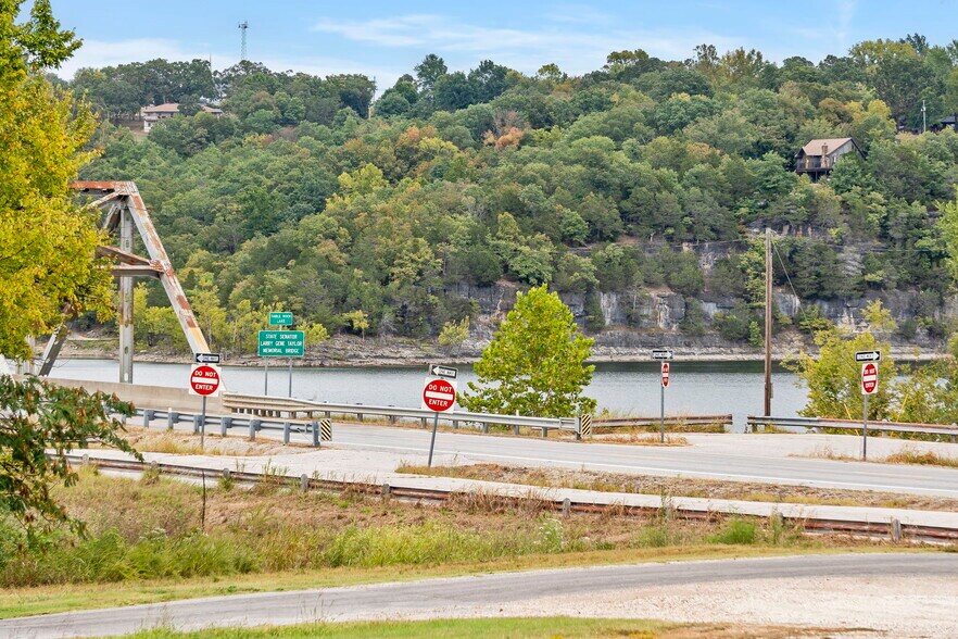 More Photos Of 26009 State Highway 39, Shell Knob Storefront Retail Office For Sale