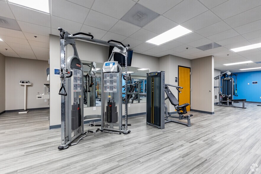 More Photos Of 2301 Lucien Way, Maitland Office For Lease