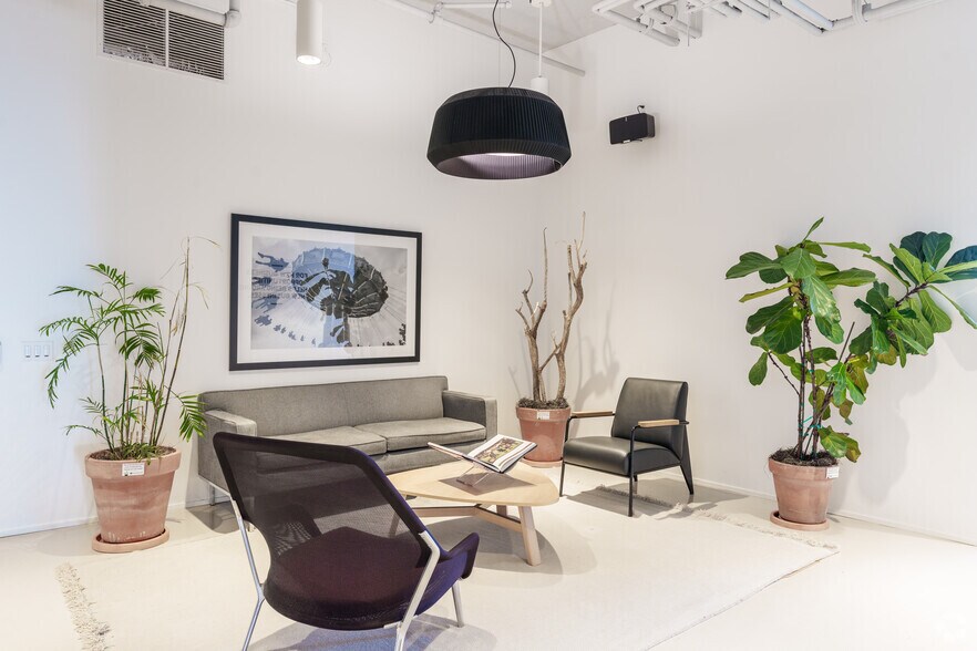 More Photos Of 66 Franklin St, Oakland Coworking Space