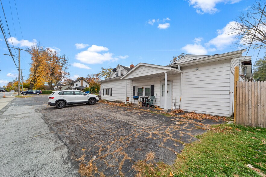 More Photos Of 7444 Lake Ave, Elyria Multifamily For Sale