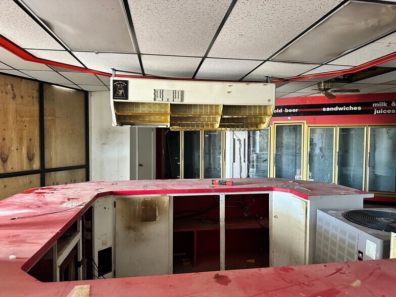 More Photos Of 2250 W Overland Trl, Abilene Convenience Store For Sale