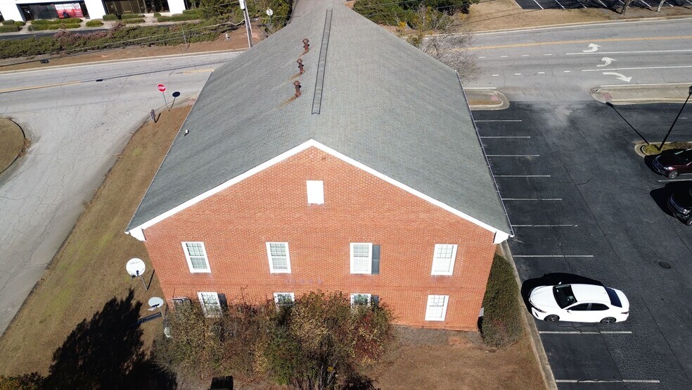 More Photos Of 7171 Jonesboro Rd, Morrow Office For Lease