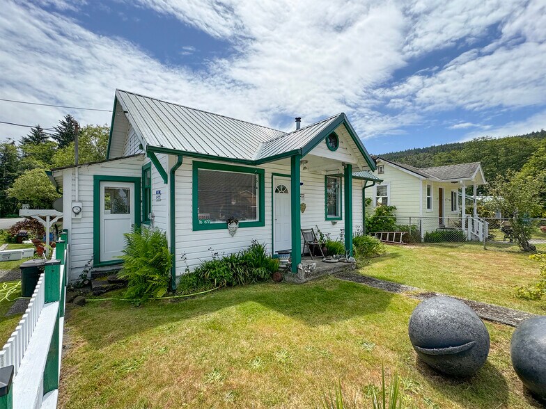 More Photos Of 16672 Frontier st, Clallam Bay Specialty For Sale