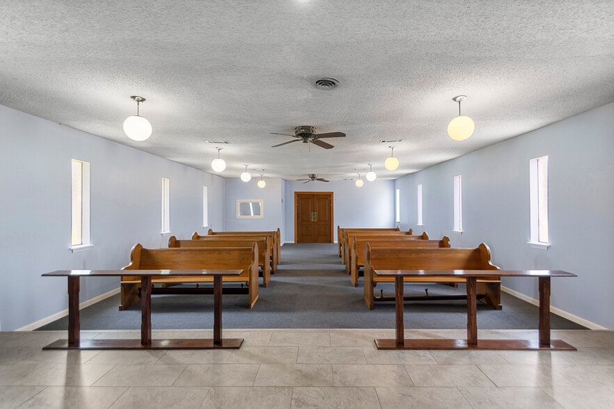 More Photos Of 201 SW 3rd St, Bryant Religious Facility For Sale