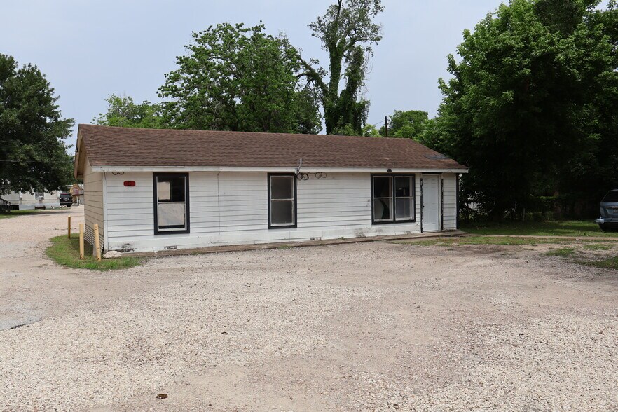 More Photos Of 7915 Easton St, Houston Land For Sale