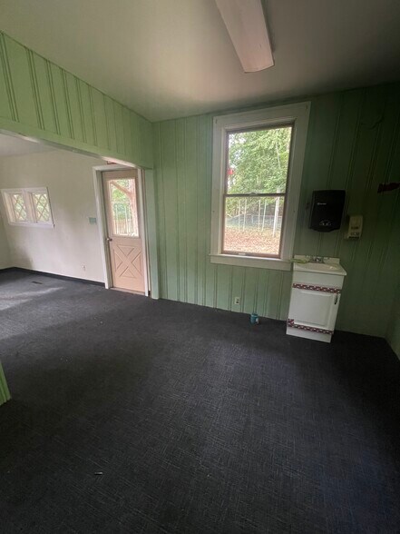 More Photos Of 79 Route 32, North Franklin Daycare Center For Sale
