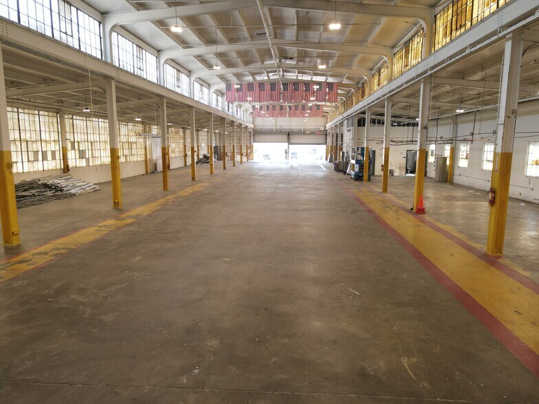 More Photos Of 3850 Santa Fe Ave, Vernon Manufacturing For Lease