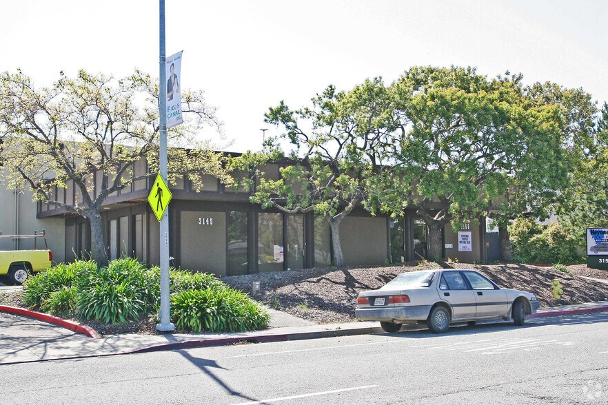 More Photos Of 3145 Kerner Blvd, San Rafael Service For Lease