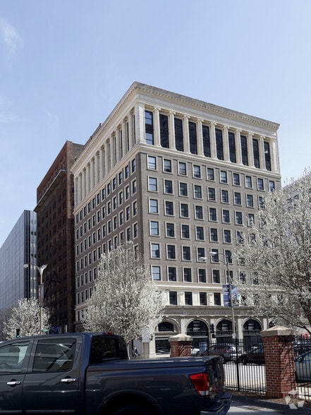 More Photos Of 1017 Olive St, Saint Louis Office For Lease