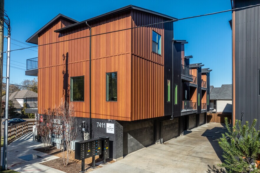 More Photos Of 7411 Coronado Ave, Dallas Apartments For Sale