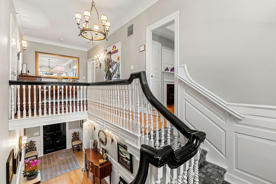 More Photos Of 314 Essex St, Salem Specialty For Sale