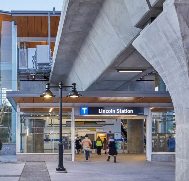 More Photos Of 3030 Lincoln Ave, Coquitlam General Retail For Sale