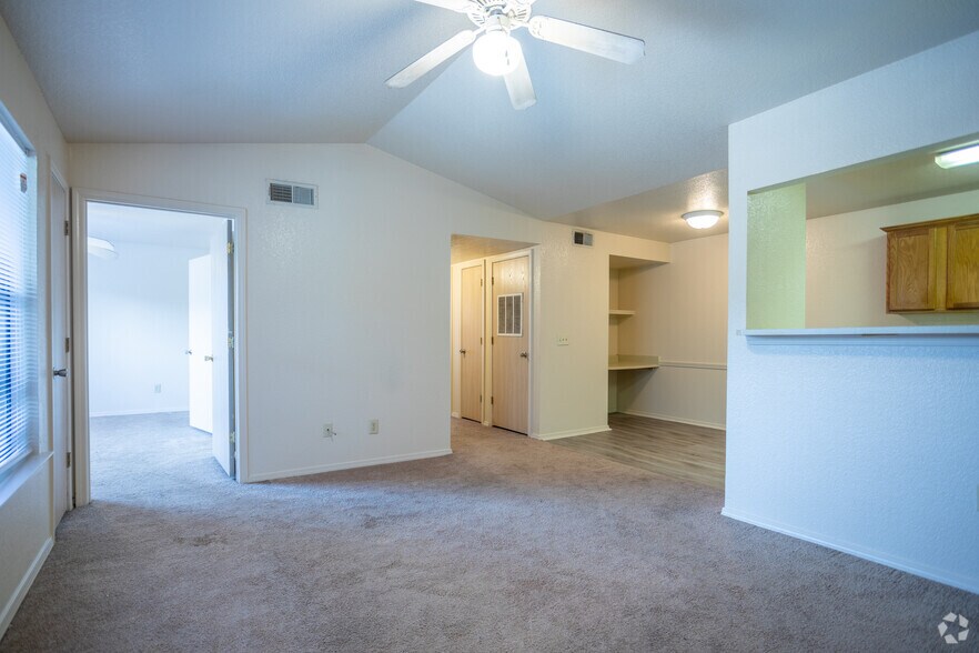 More Photos Of 1636 Raymond Rd, Jackson Apartments For Sale