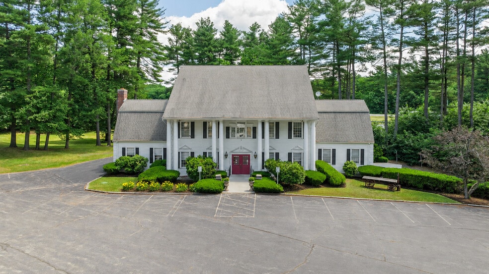 More Photos Of 47 Sugar Rd, Bolton Freestanding For Sale