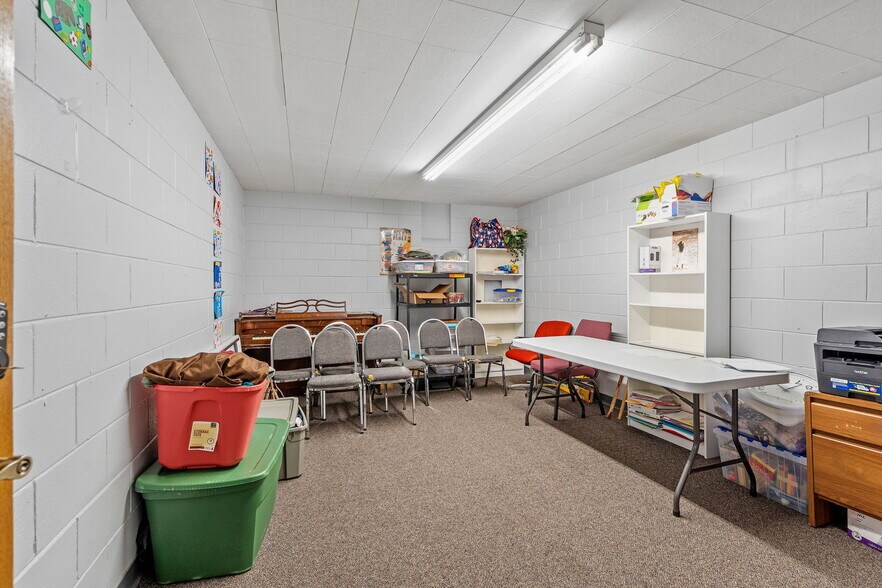 More Photos Of 6206 Lilac Dr N, Brooklyn Center Religious Facility For Sale