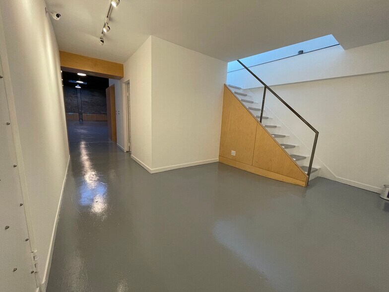 More Photos Of 340 Harriet St, San Francisco Light Manufacturing For Lease