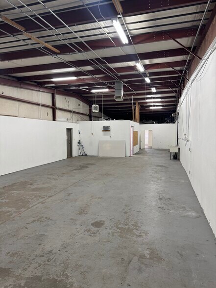 More Photos Of 6901 W 117th Ave, Broomfield Warehouse For Lease
