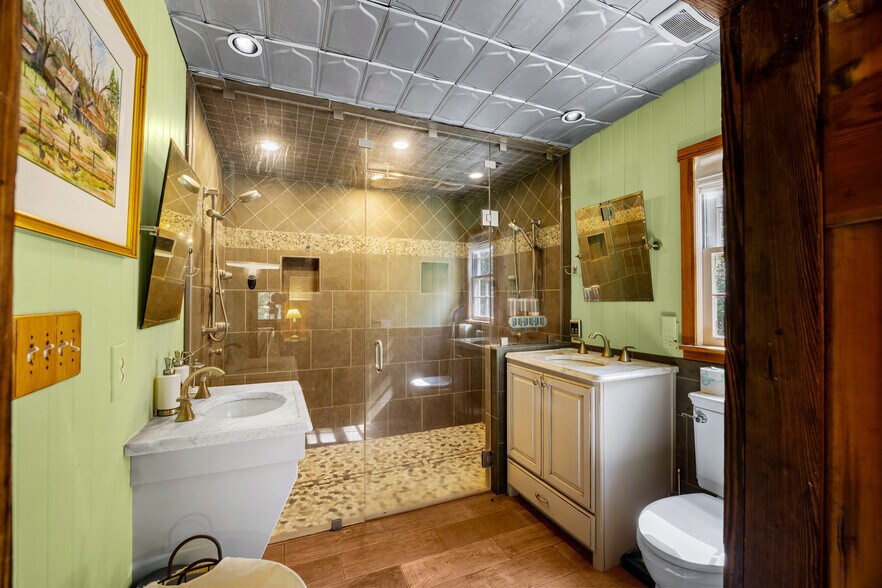 More Photos Of 438 Kessler Loop, Guyton Hospitality For Sale