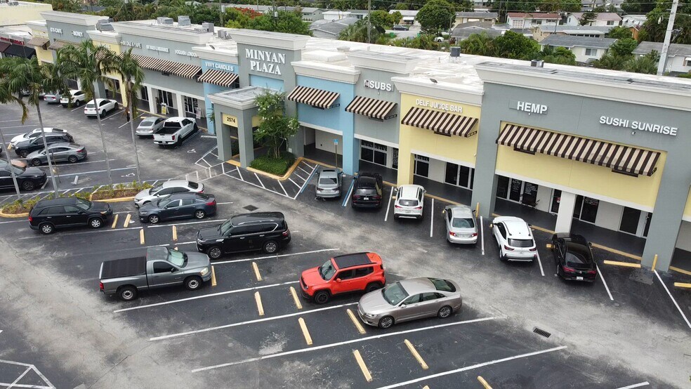 Primary Photo Of 2520-2650 N University Dr, Sunrise Unknown For Lease