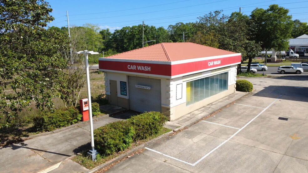 More Photos Of 7102 Cottage Hill Rd, Mobile Convenience Store For Sale