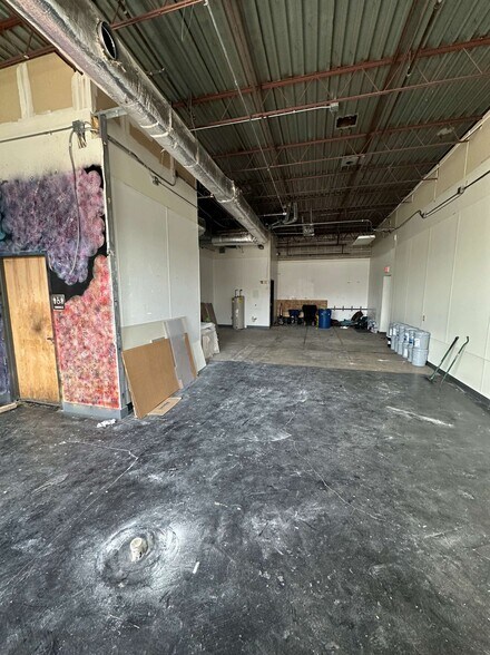 More Photos Of 8207 22nd Ave, Kenosha Office For Lease
