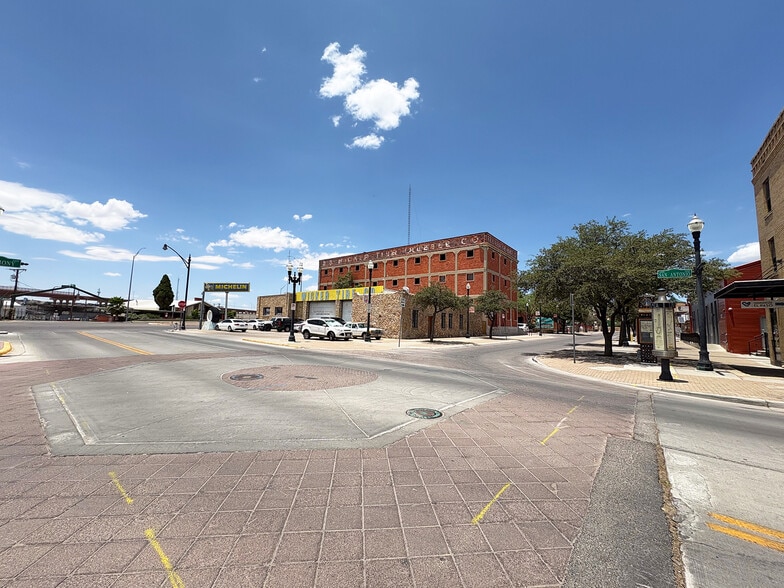More Photos Of E 201 Anthony St, El Paso, Texas 79901, El Paso Auto Repair For Sale