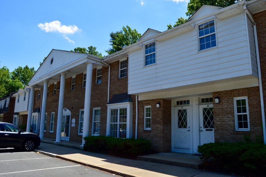 More Photos Of 1901 N Olden Ave, Ewing Office For Lease