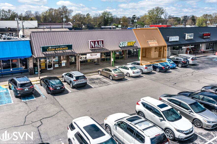 More Photos Of 320-364 Southland Dr, Lexington Storefront For Lease
