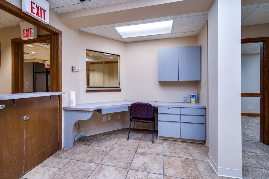 More Photos Of 7345 Far Hills Ave, Dayton Medical For Lease