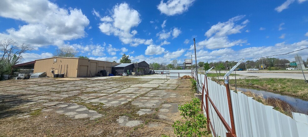 More Photos Of 441251 E Highway 60, Vinita Warehouse For Sale