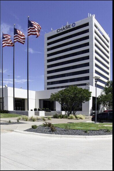 More Photos Of 100 N Central Expy, Richardson Coworking Space