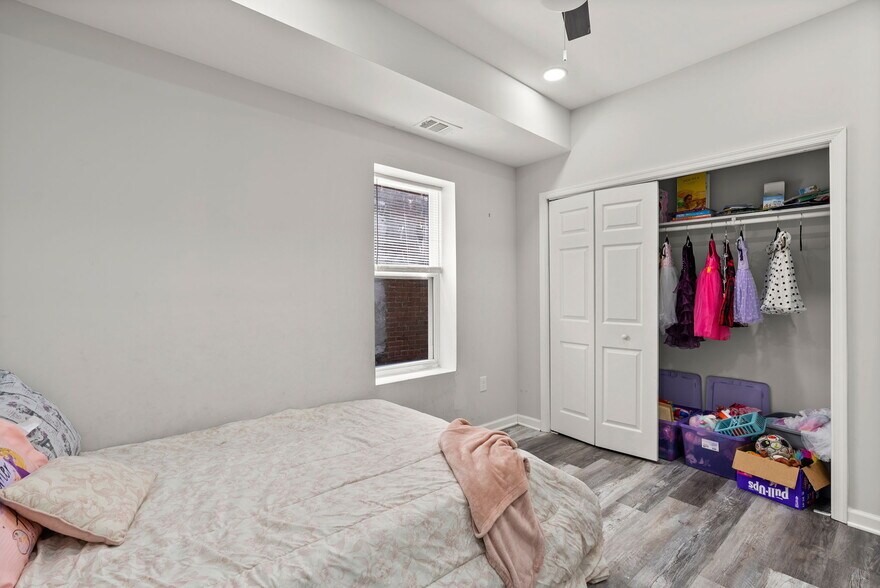 More Photos Of 4710 Liberty Heights Ave, Baltimore General Retail For Sale