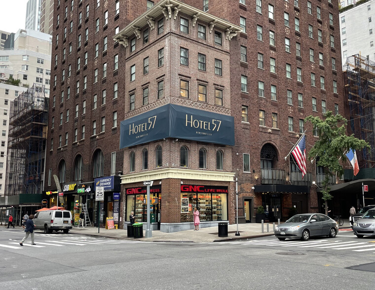 Primary Photo Of 130 E 57th St, New York Hotel For Lease