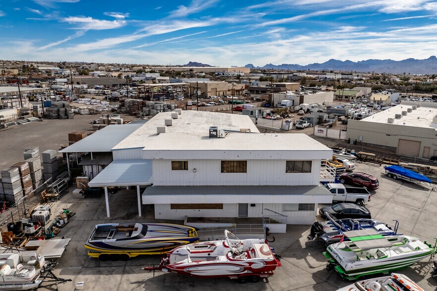 More Photos Of 1850 Commander Dr, Lake Havasu City Freestanding For Sale