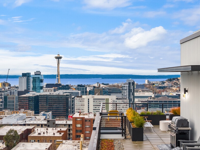 More Photos Of 421 Belmont Ave E, Seattle Apartments For Sale