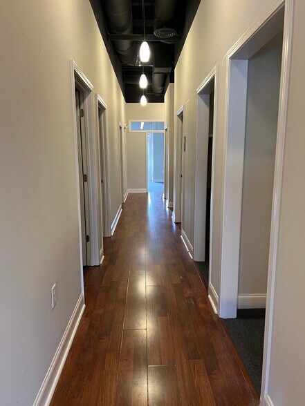 More Photos Of 335 Peachtree Industrial Blvd, Suwanee Office For Lease