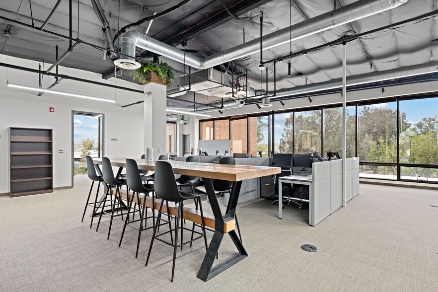 More Photos Of 2714 Loker Ave W, Carlsbad Office For Lease