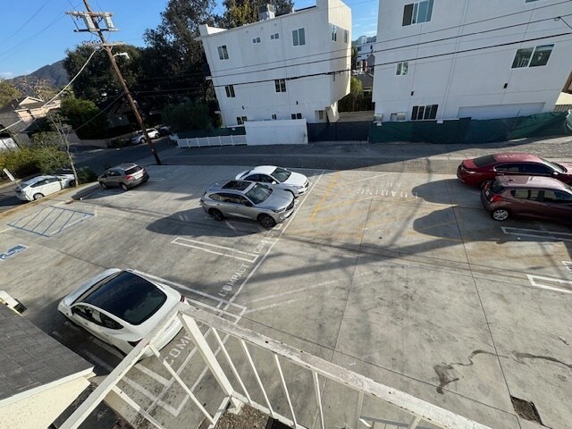 More Photos Of 10550-10556 Riverside Dr, Toluca Lake Storefront Retail Office For Lease