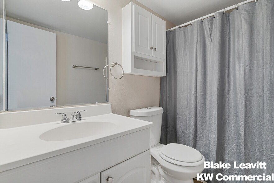 More Photos Of , Las Vegas Multifamily For Sale