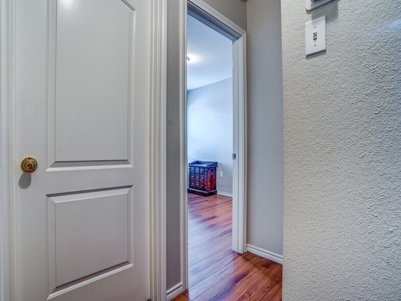 More Photos Of 1221 N Britain Rd, Irving Multifamily For Sale